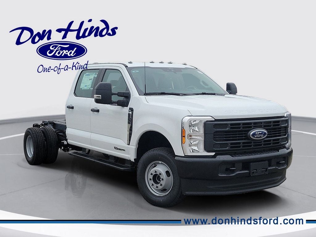 2026 Ford F-350SD XL DRW in Oxford White — front three-quarter view