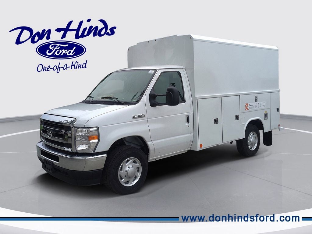 2026 Ford E-350SD Base Cutaway in Oxford White — front three-quarter view
