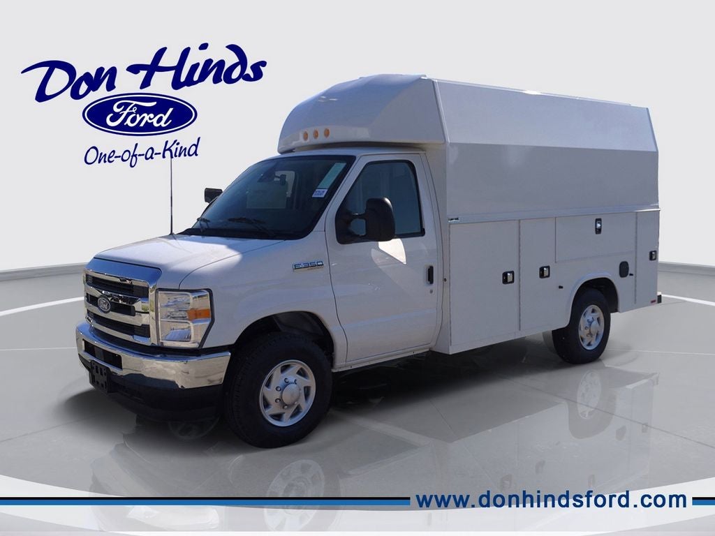 2026 Ford E-350SD Base Cutaway in Oxford White — front three-quarter view