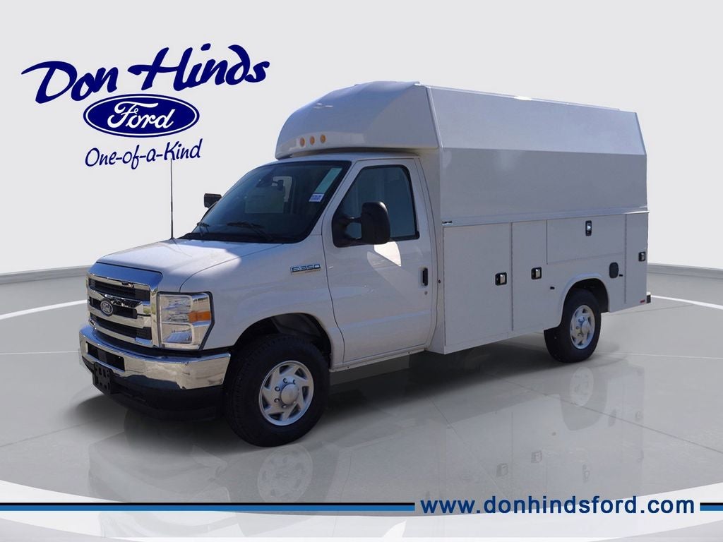 2026 Ford E-350SD Base Cutaway in Oxford White — front three-quarter view